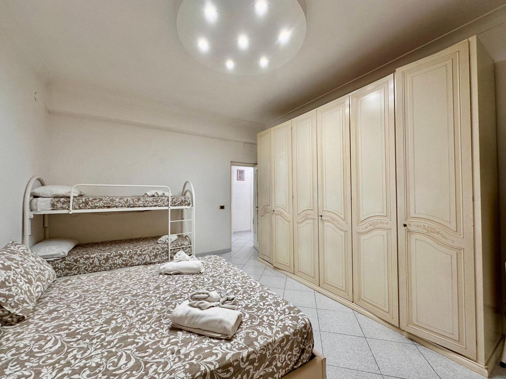 Casa Vacanze Bergame Villa Napoli Eksteriør billede